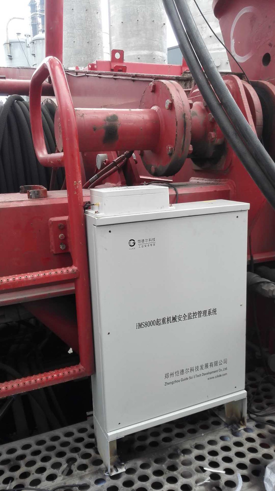 愷德爾成功交付黑龍江七臺河履帶吊安全監(jiān)控系統(tǒng)使用